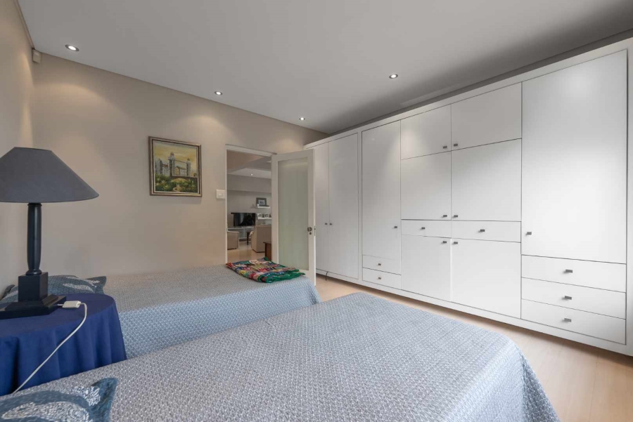 2 Bedroom Property for Sale in Oranjezicht Western Cape